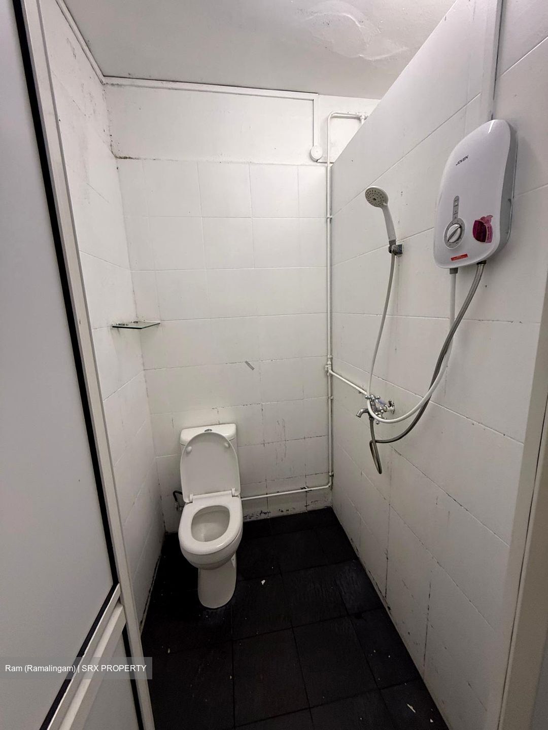Upper Paya Lebar Road (D19), Shop House #463540551